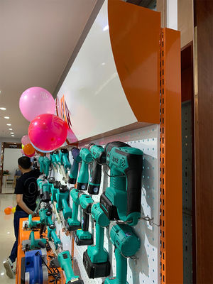 電子工学のための2000mmの高さ930mmの幅のPegboardの陳列だな